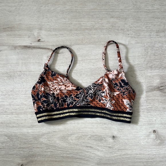 THE UPSIDE Batik Floral Ballet Sports Bra XS 4 - Picture 2 of 2